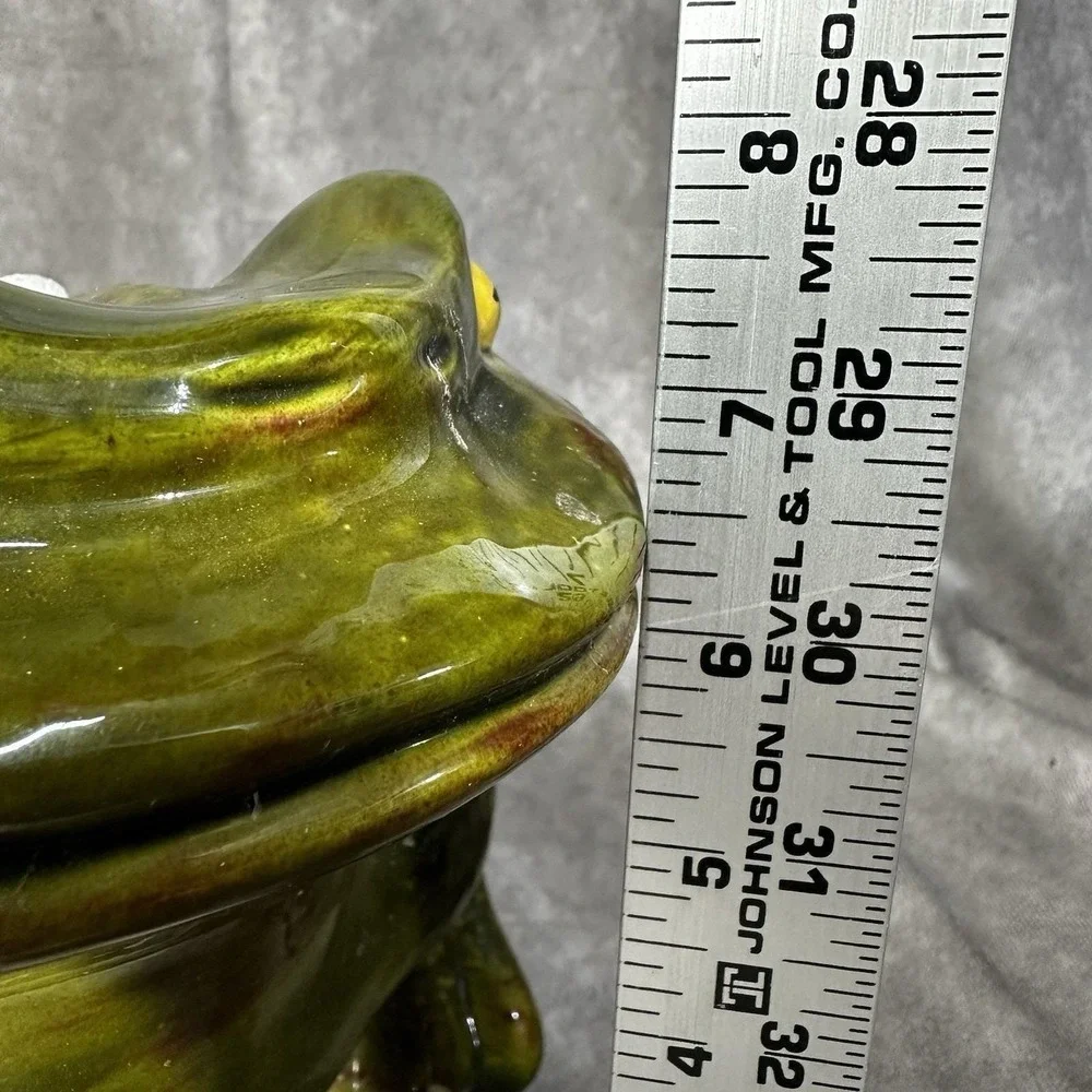 Vintage Arnel 1977 Ceramic Toad Frog Garden Statue Retro Decor 13.5